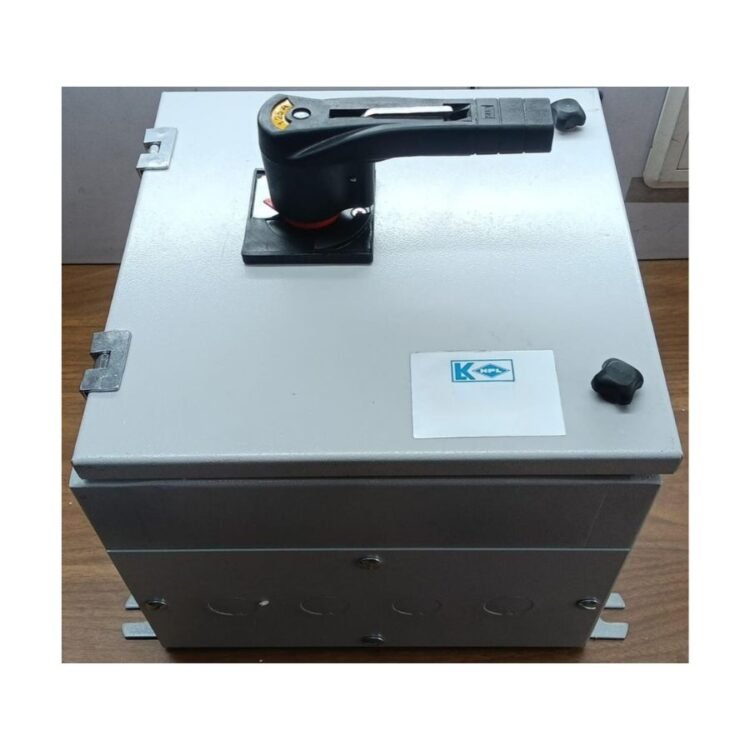 HPL_630A_TPN_Switch_Disconnector_Fuse_with_Enclosure